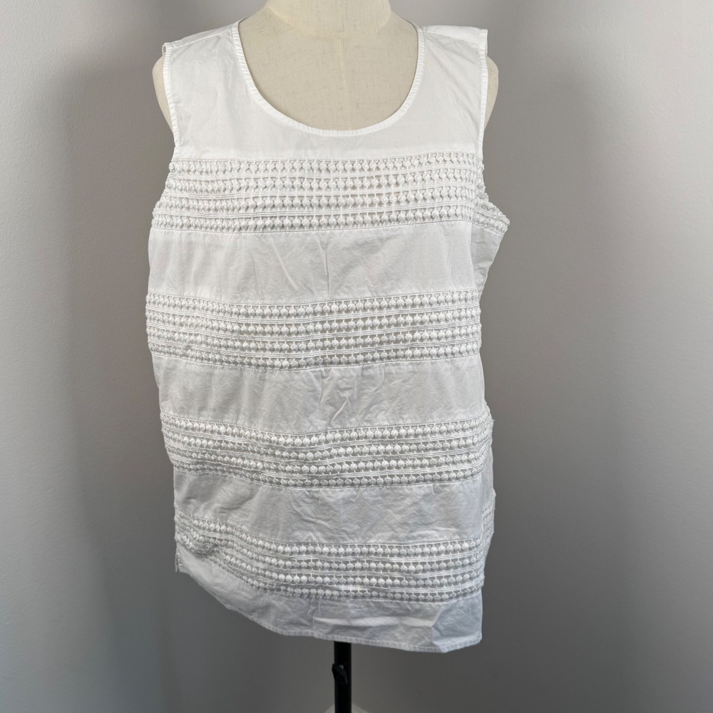 Tommy Hilfiger L White Sleeveless Top Lace Pom Pom Trim Coastal Chic Americana